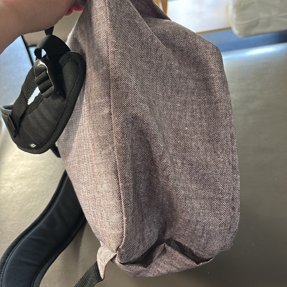 Like New! Vans Backpack. Heathered Purple/ Gray - Picture 8 of 8